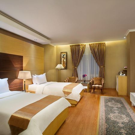 Sahati Hotel Jacarta Exterior foto