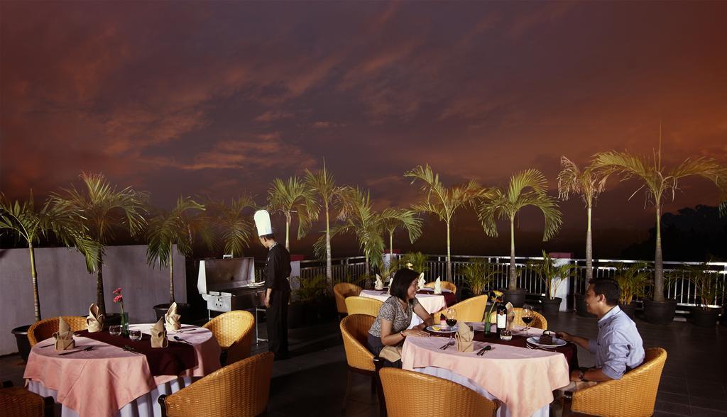 Sahati Hotel Jacarta Exterior foto